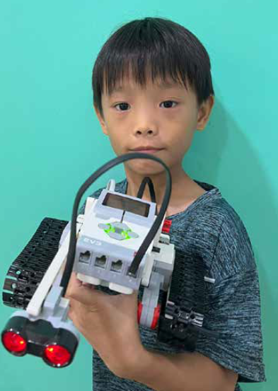 Project 2: Ultrasonic Activated Tractor