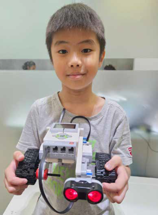 Project 2: Ultrasonic Activated Tractor 