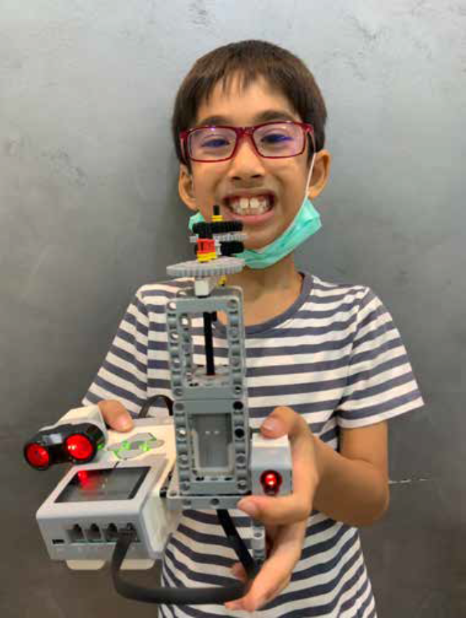 Project 5: Colour And Ultrasonic Activated Spinning Top